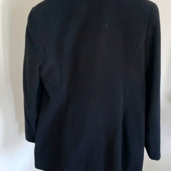 Coat - Picture 4 of 5